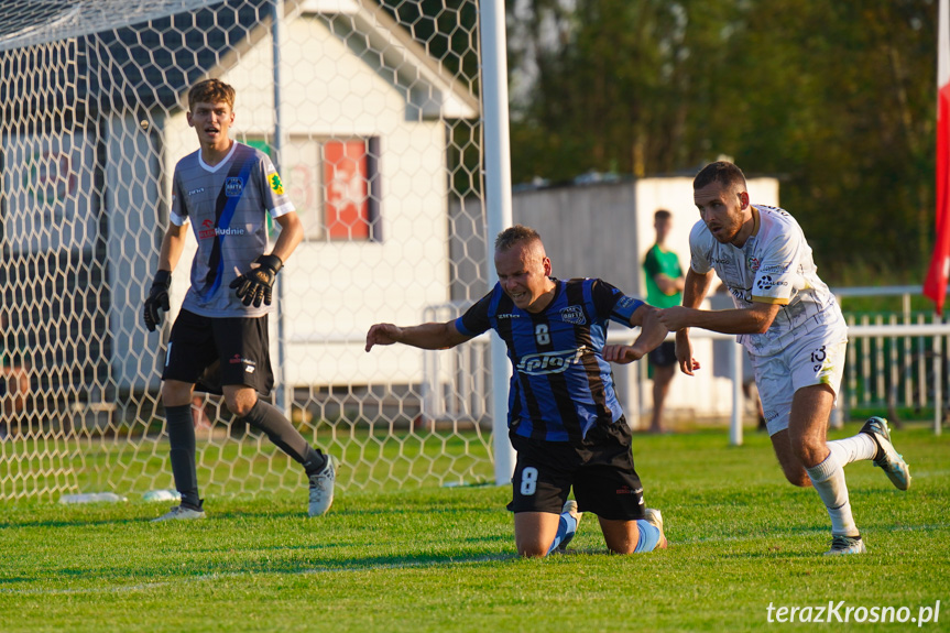 Partyzant MAL-BUD 1 Targowiska - Nafta Splast Jedlicze 2:1