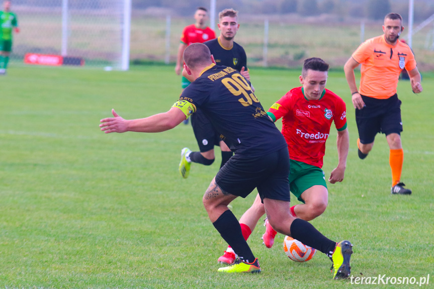 Partyzant MAL-BUD 1 Targowiska - Przełom Besko 4-0