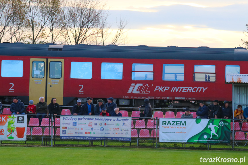 Partyzant MAL-BUD 1 Targowiska - Przełom Besko 4-0