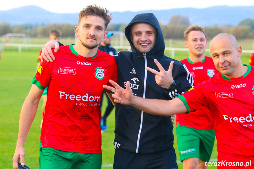 Partyzant MAL-BUD 1 Targowiska - Przełom Besko 4-0