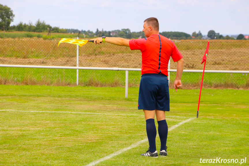 Partyzant MAL-BUD 1 Targowiska - Tempo Nienaszów 2:0