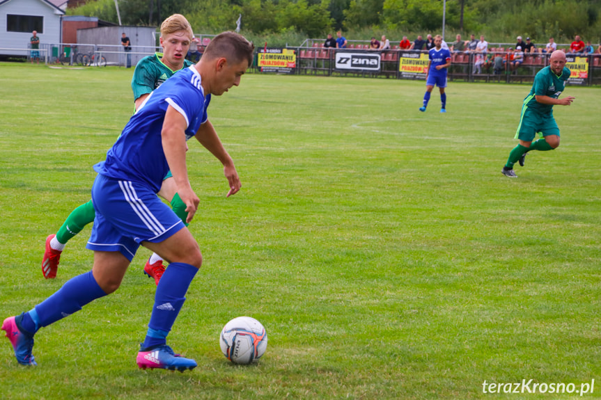 Partyzant MAL-BUD 1 Targowiska - Tempo Nienaszów 2:0