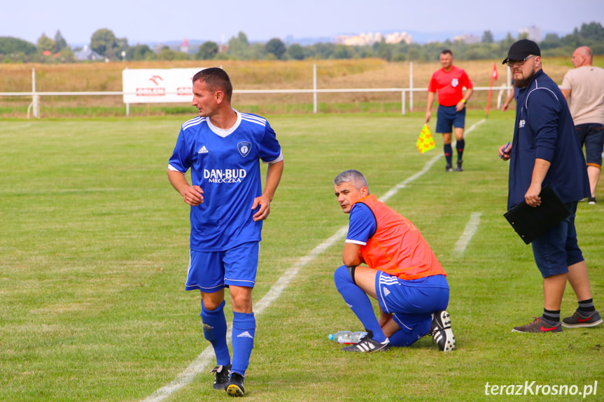 Partyzant MAL-BUD 1 Targowiska - Tempo Nienaszów 2:0