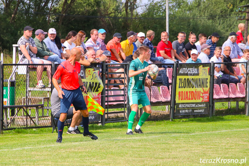 Partyzant MAL-BUD 1 Targowiska - Tempo Nienaszów 2:0