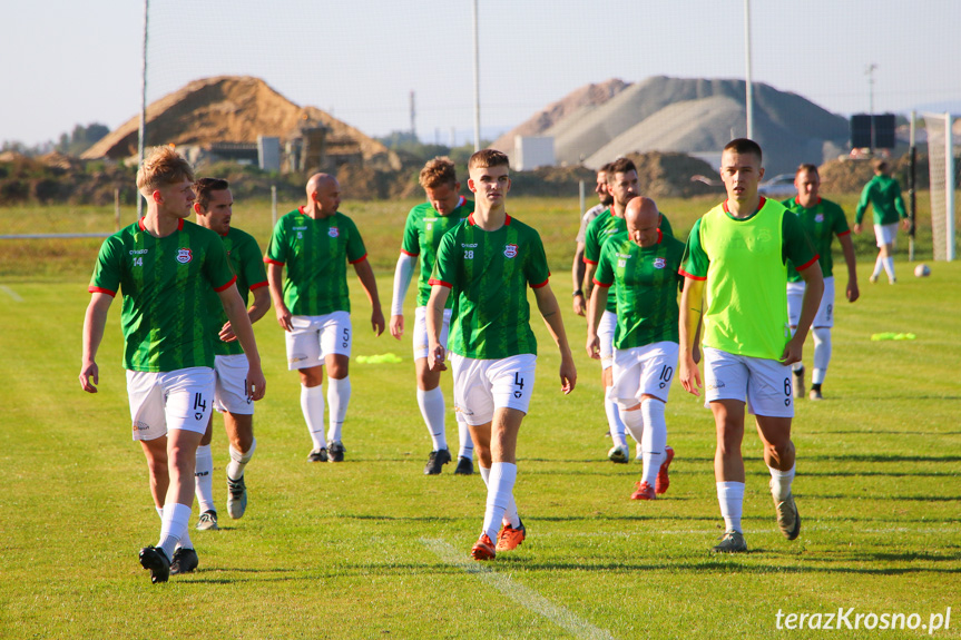 Partyzant MAL-BUD 1 Targowiska - Tempo Nienaszów 3-0 