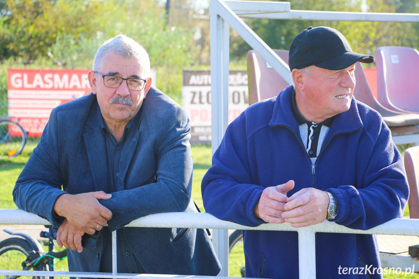 Partyzant MAL-BUD 1 Targowiska - Tempo Nienaszów 3-0 