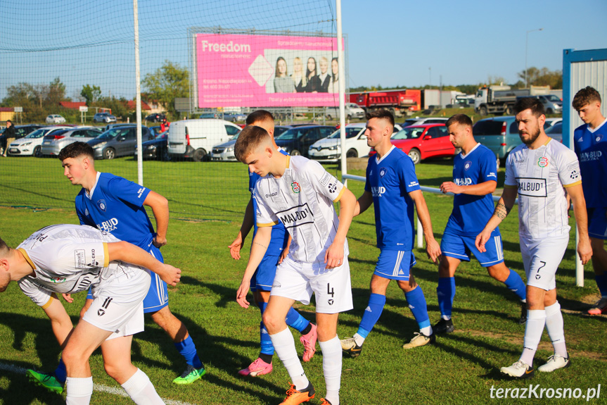 Partyzant MAL-BUD 1 Targowiska - Tempo Nienaszów 3-0 