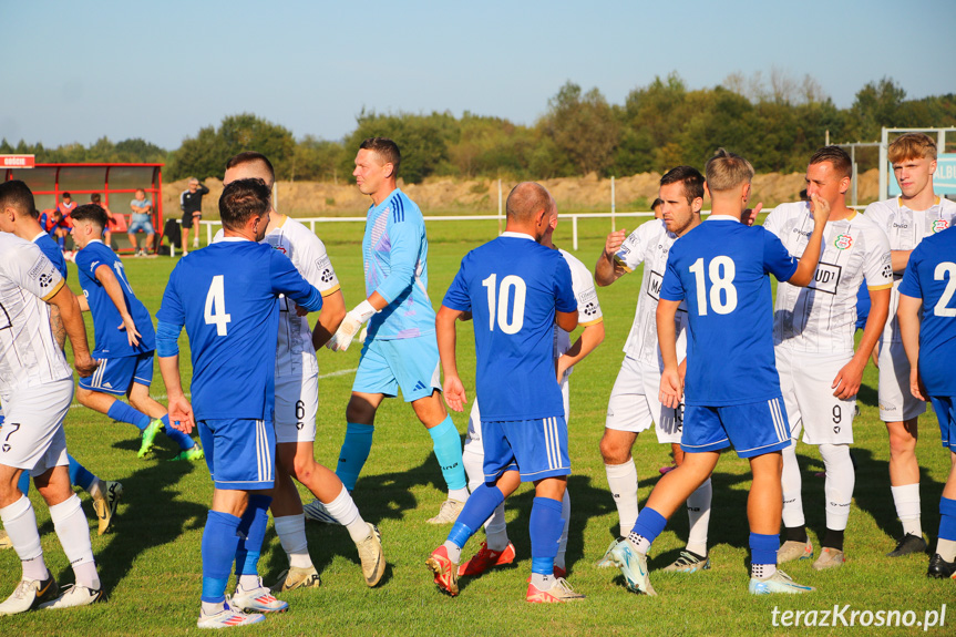 Partyzant MAL-BUD 1 Targowiska - Tempo Nienaszów 3-0 