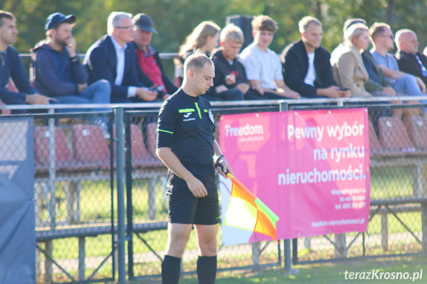 Partyzant MAL-BUD 1 Targowiska - Tempo Nienaszów 3-0 