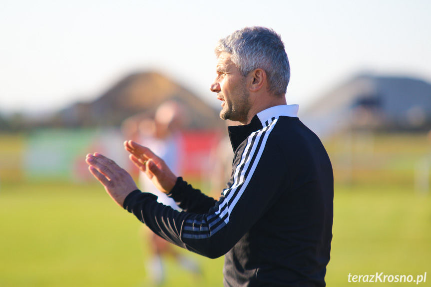 Partyzant MAL-BUD 1 Targowiska - Tempo Nienaszów 3-0 