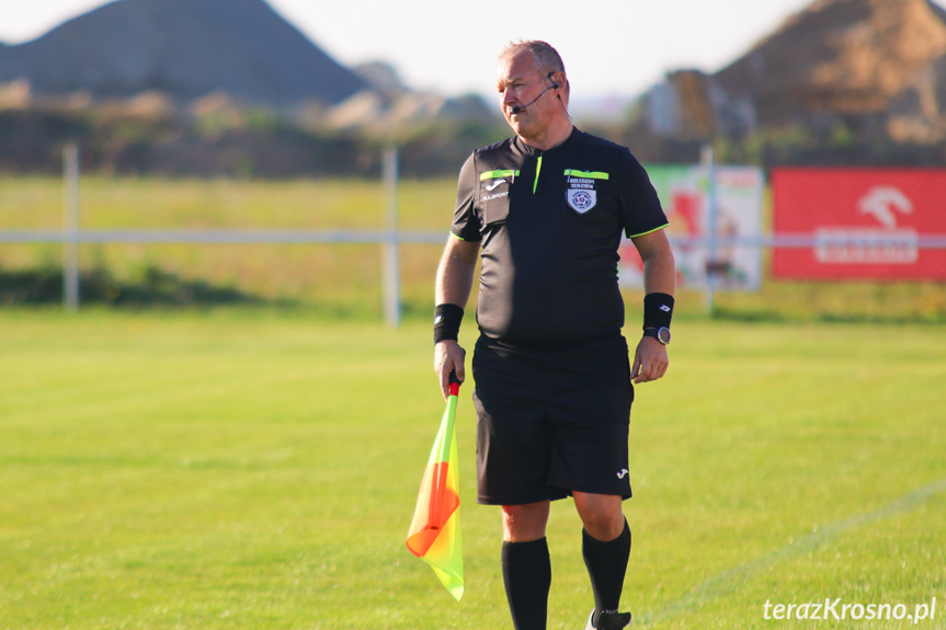 Partyzant MAL-BUD 1 Targowiska - Tempo Nienaszów 3-0 