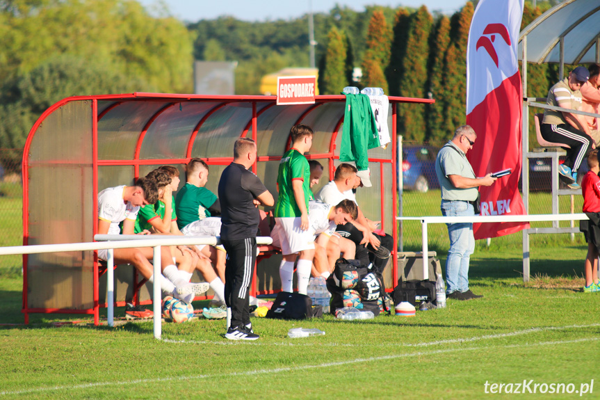 Partyzant MAL-BUD 1 Targowiska - Tempo Nienaszów 3-0 