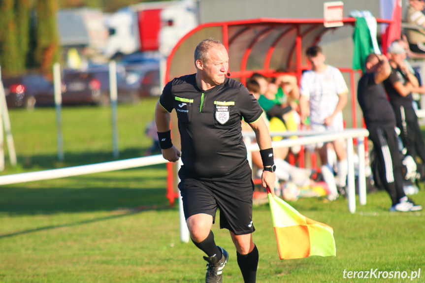 Partyzant MAL-BUD 1 Targowiska - Tempo Nienaszów 3-0 