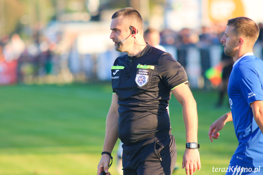 Partyzant MAL-BUD 1 Targowiska - Tempo Nienaszów 3-0 