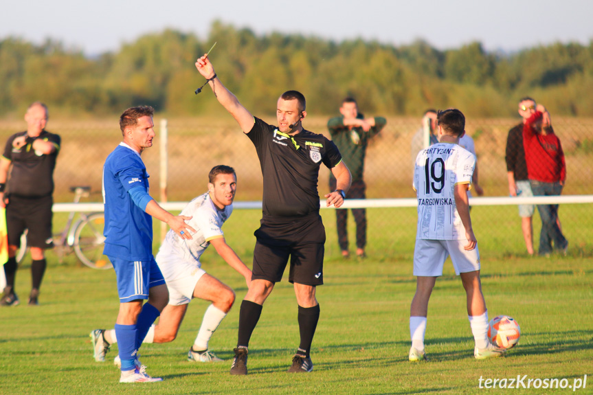 Partyzant MAL-BUD 1 Targowiska - Tempo Nienaszów 3-0 