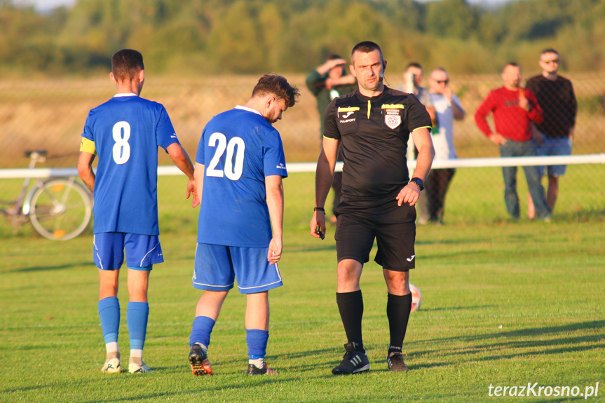 Partyzant MAL-BUD 1 Targowiska - Tempo Nienaszów 3-0 