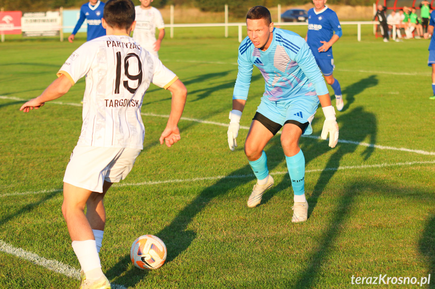 Partyzant MAL-BUD 1 Targowiska - Tempo Nienaszów 3-0 