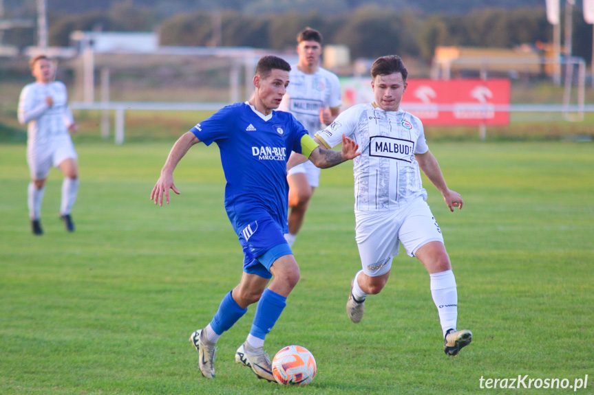 Partyzant MAL-BUD 1 Targowiska - Tempo Nienaszów 3-0 