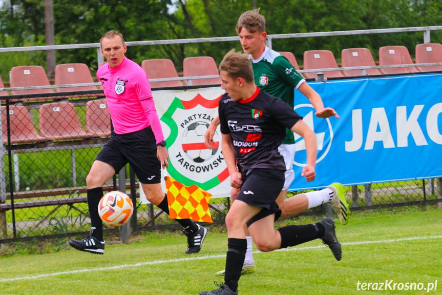 Partyzant MAL-BUD 1 Targowiska - Zamczysko Mrukowa 0-0