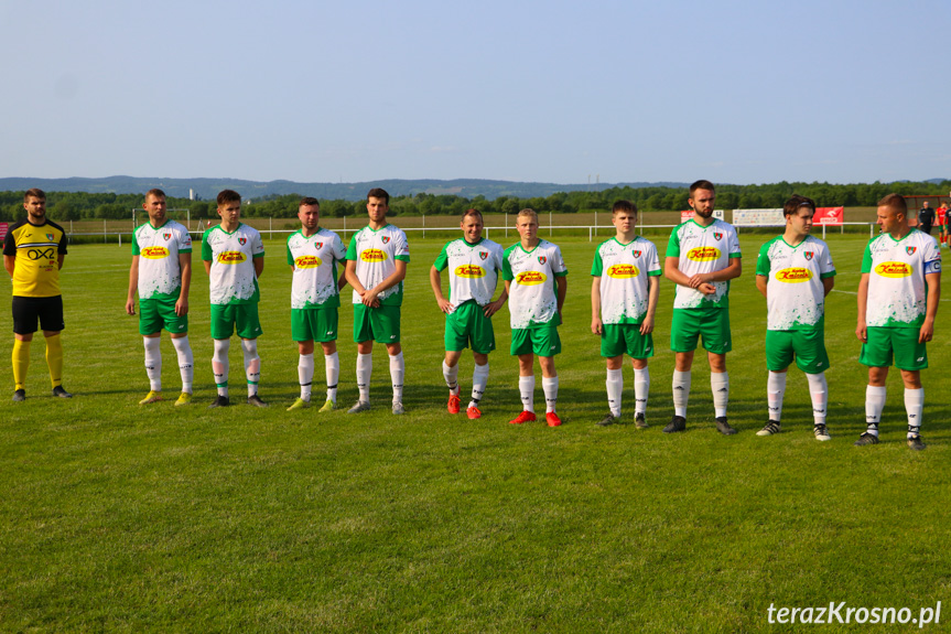 Partyzant MAL-BUD 1 Targowiska - Zamczysko Mrukowa 3-0