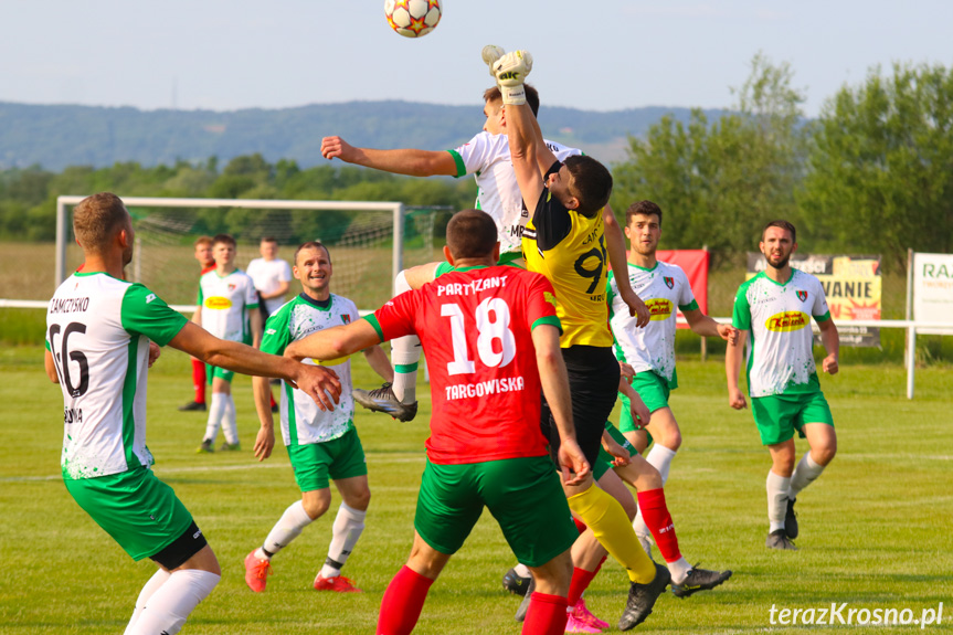 Partyzant MAL-BUD 1 Targowiska - Zamczysko Mrukowa 3-0