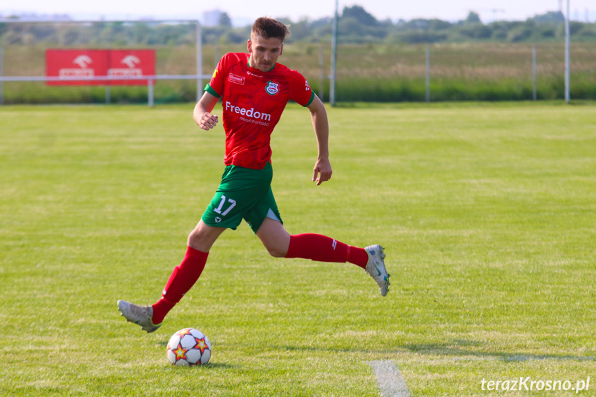 Partyzant MAL-BUD 1 Targowiska - Zamczysko Mrukowa 3-0