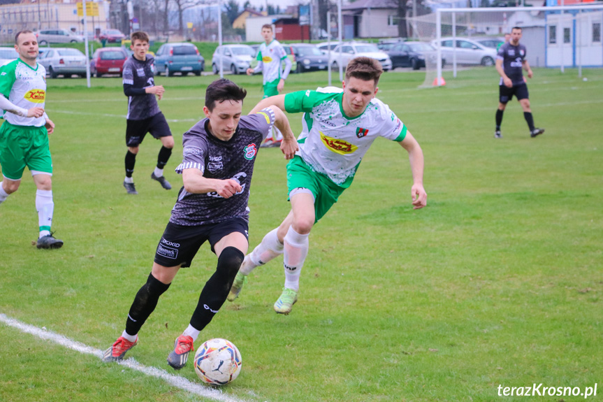 Partyzant MAL-BUD 1 Targowiska - Zamczysko Mrukowa 3:0