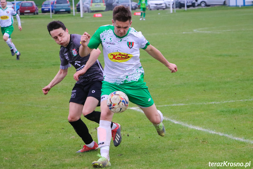 Partyzant MAL-BUD 1 Targowiska - Zamczysko Mrukowa 3:0