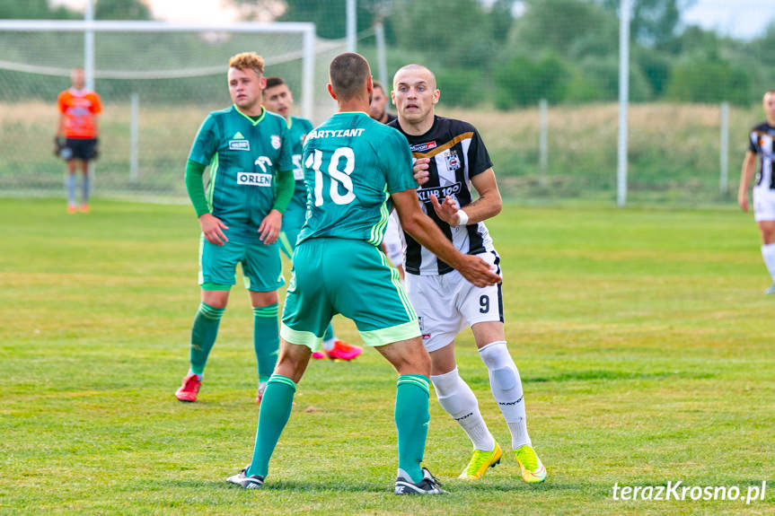 Partyzant Targowiska - Czarni 1910 Jasło 0:1