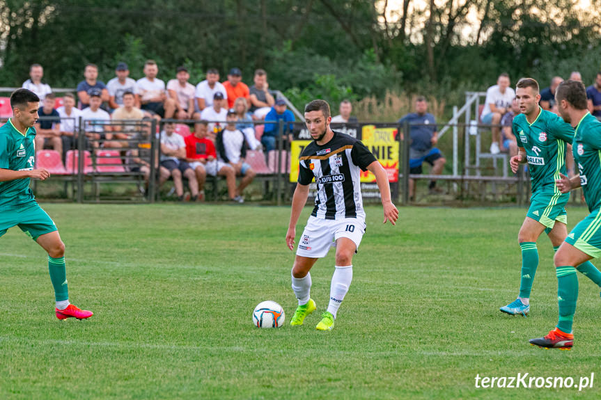 Partyzant Targowiska - Czarni 1910 Jasło 0:1