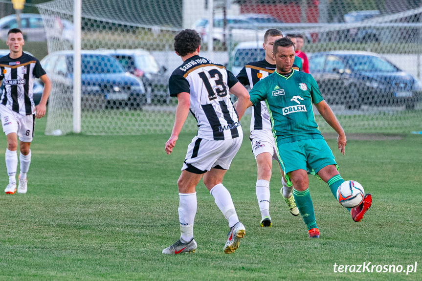 Partyzant Targowiska - Czarni 1910 Jasło 0:1