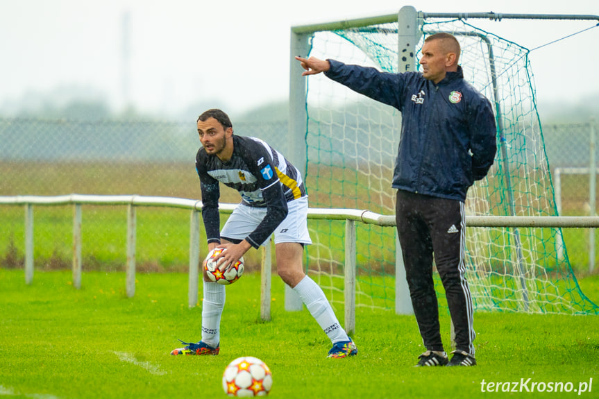 Partyzant Targowiska - Przełom Besko 1:3