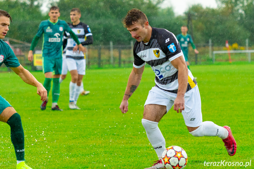 Partyzant Targowiska - Przełom Besko 1:3