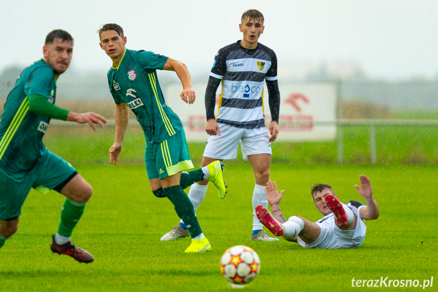 Partyzant Targowiska - Przełom Besko 1:3