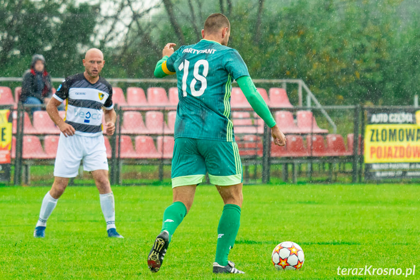 Partyzant Targowiska - Przełom Besko 1:3