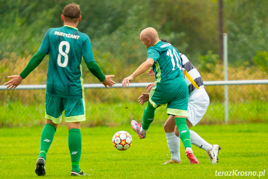 Partyzant Targowiska - Przełom Besko 1:3