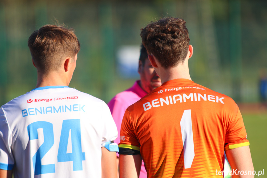 Pasja Krosno - Beniaminek Krosno 2-1