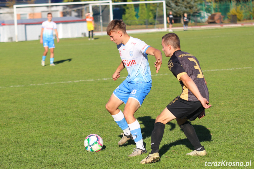 Pasja Krosno - Beniaminek Krosno 2-1