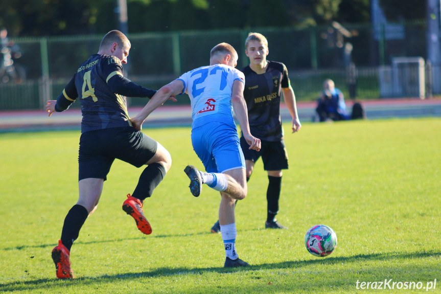 Pasja Krosno - Beniaminek Krosno 2-1