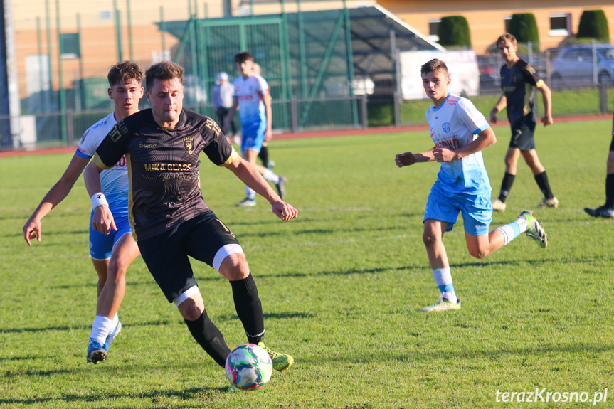 Pasja Krosno - Beniaminek Krosno 2-1