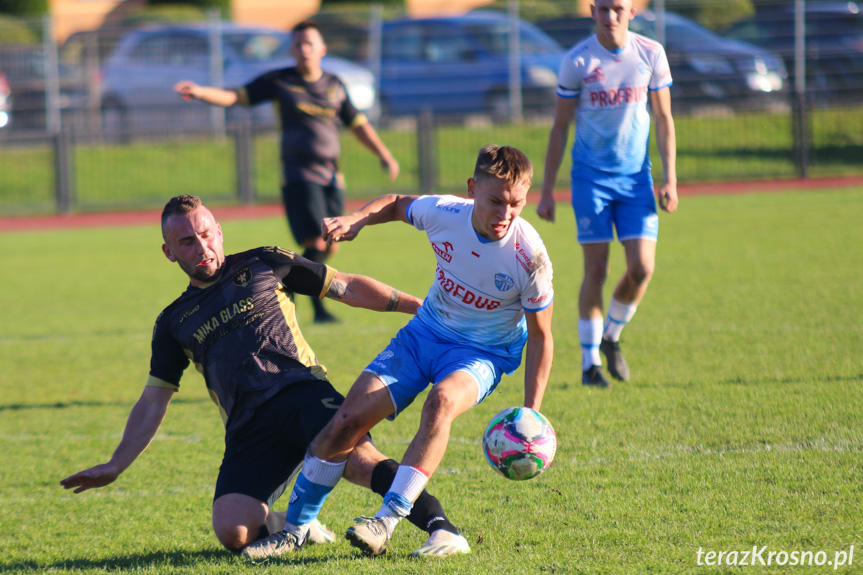 Pasja Krosno - Beniaminek Krosno 2-1