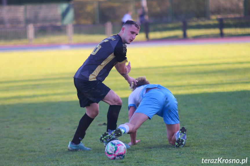 Pasja Krosno - Beniaminek Krosno 2-1