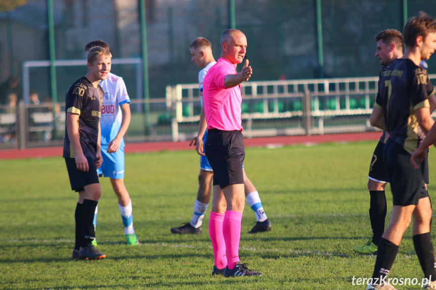 Pasja Krosno - Beniaminek Krosno 2-1