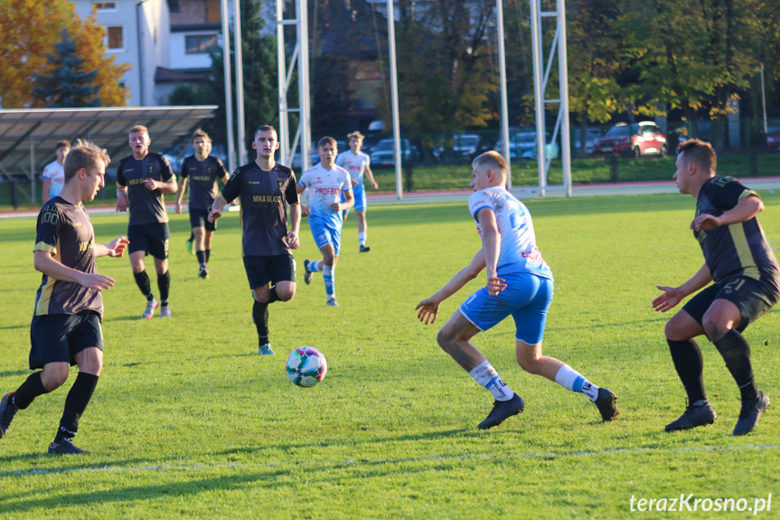 Pasja Krosno - Beniaminek Krosno 2-1