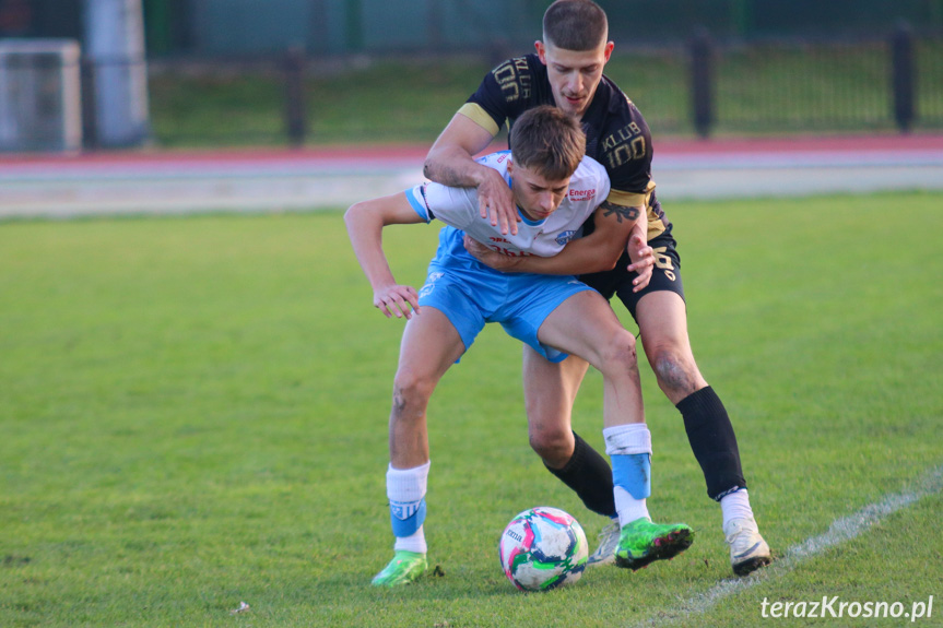 Pasja Krosno - Beniaminek Krosno 2-1