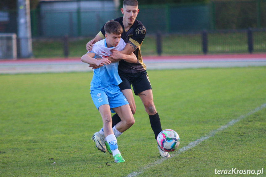 Pasja Krosno - Beniaminek Krosno 2-1