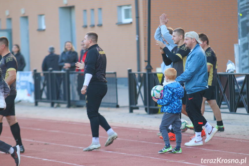 Pasja Krosno - Beniaminek Krosno 2-1