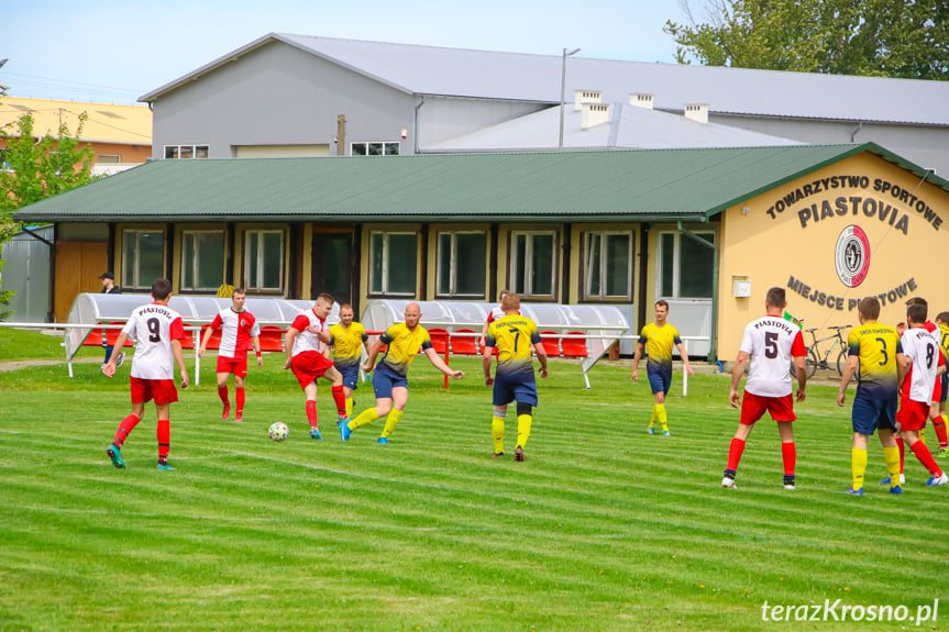 Piastovia Miejsce Piastowe - Dwór Kombornia 4:1