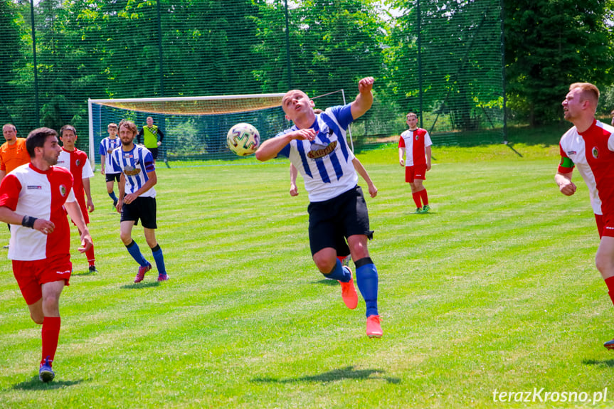 Piastovia Miejsce Piastowe - LKS Głowienka 0:1