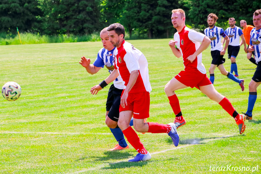 Piastovia Miejsce Piastowe - LKS Głowienka 0:1